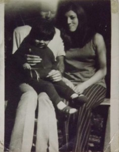 Manuel Maturana, Mónica Llanca y Rodrigo Maturana Llanca, 1973