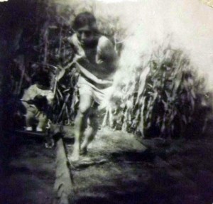 Monica Llanca y su hijo Rodrigo Maturana